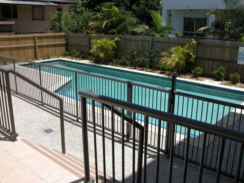 4 Proud Street, Labrador QLD 4215