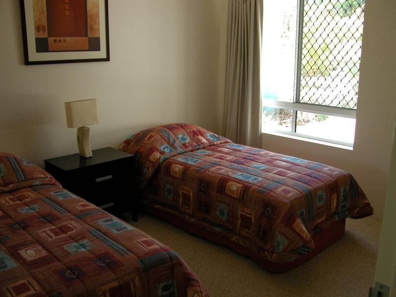 4 Proud Street, Labrador QLD 4215