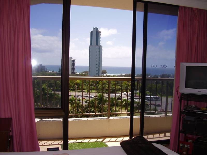 52/5 Admiralty Drive, Paradise Waters QLD 4217