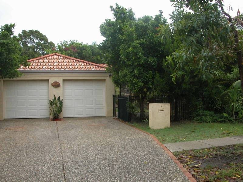 2/30 William Street, Southport QLD 4215