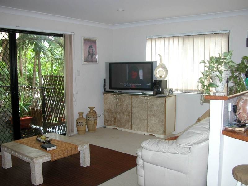 2/30 William Street, Southport QLD 4215