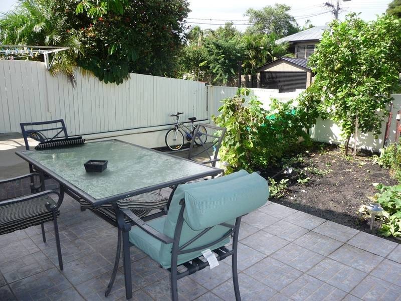 2/59 Walton Street, Southport QLD 4215