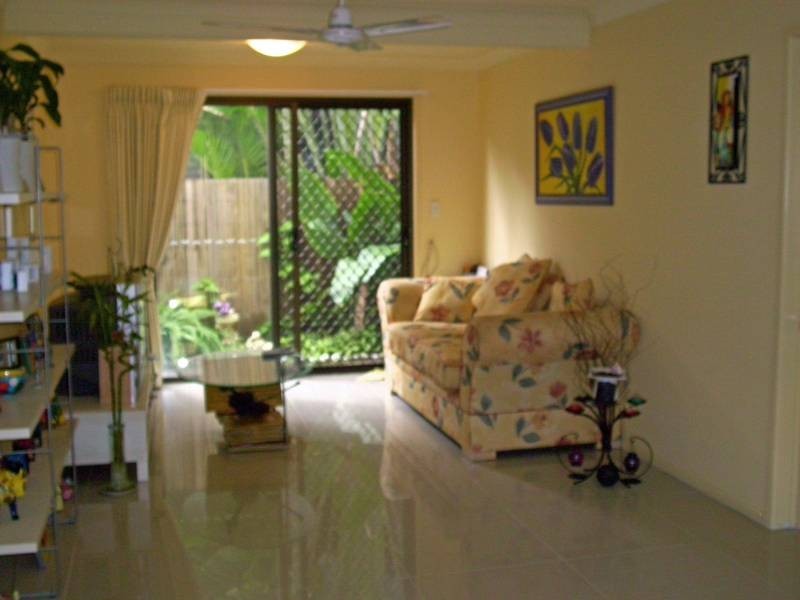 64 Paradise Island, Surfers Paradise QLD 4217