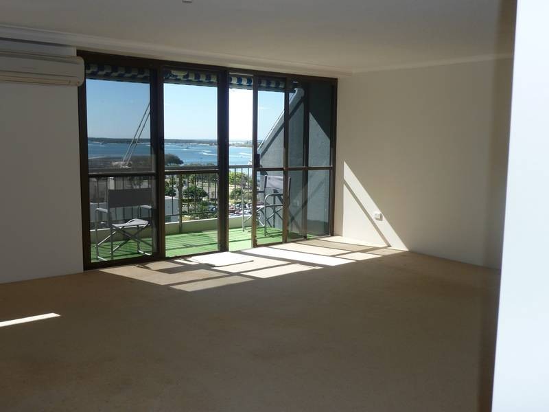 10B/10 Marine Parade, Southport, Southport QLD 4215