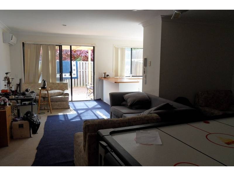 76/24 Amsonia Court, Arundel QLD 4214