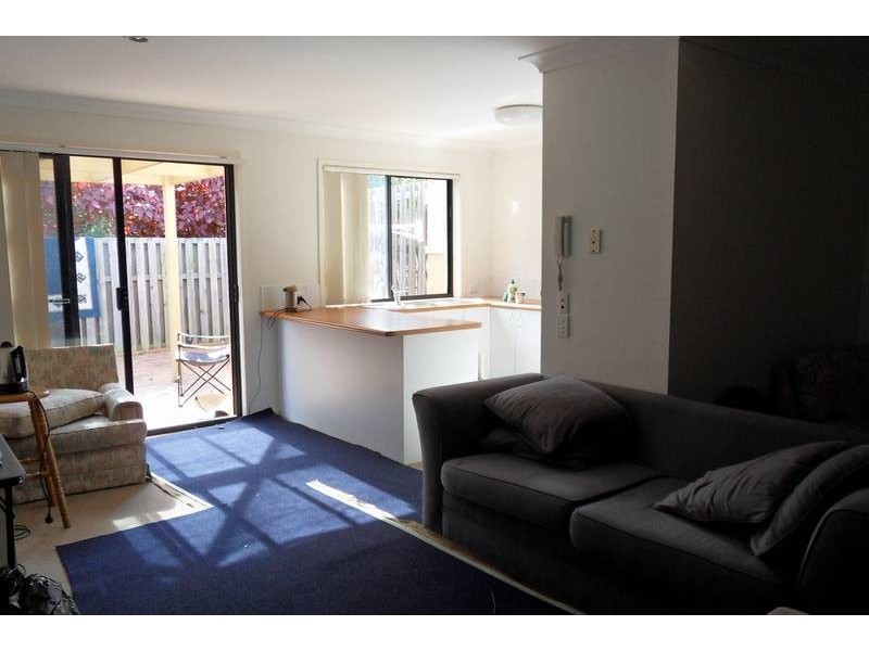 76/24 Amsonia Court, Arundel QLD 4214