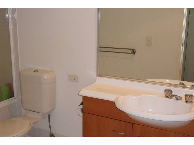 76/24 Amsonia Court, Arundel QLD 4214