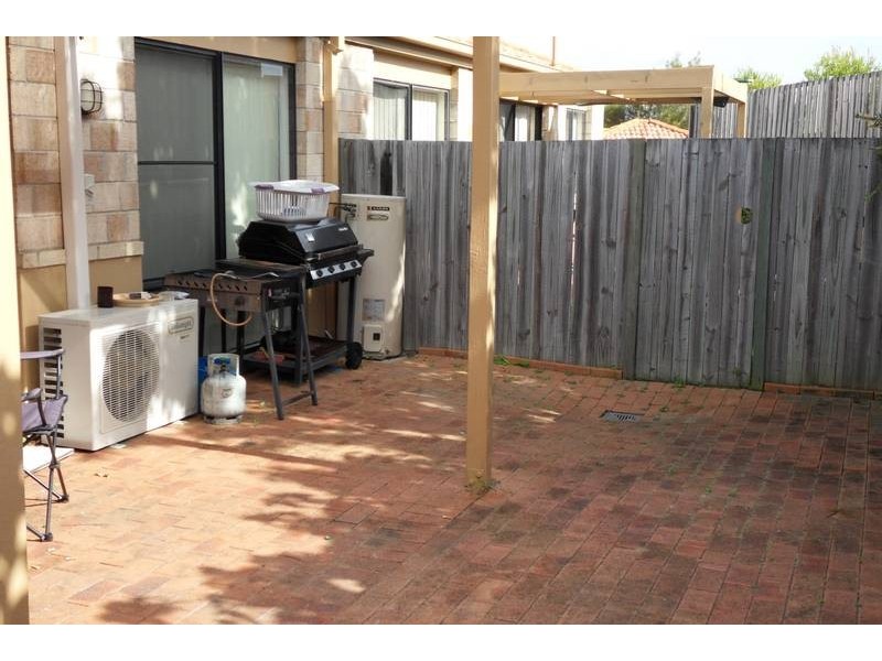 76/24 Amsonia Court, Arundel QLD 4214