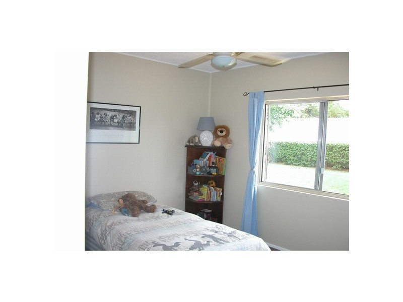 3 Moonah. Avenue, Southport QLD 4215