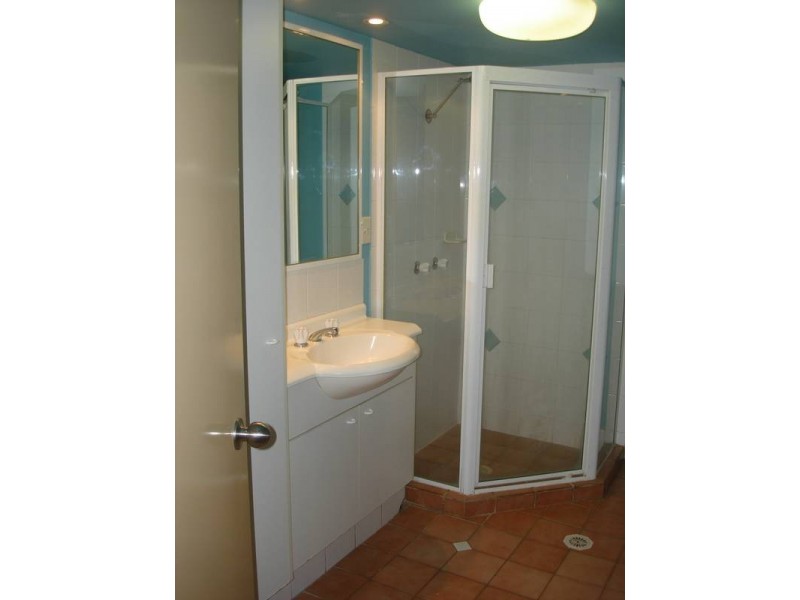 10 Genoa Street, Surfers Paradise QLD 4217