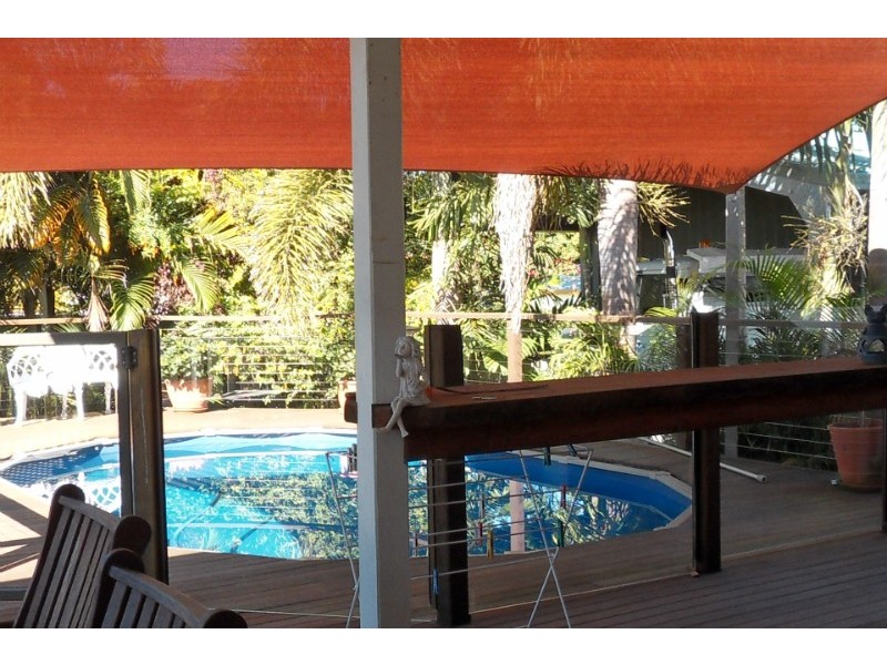 46 Crescent Avenue, Hope Island QLD 4212