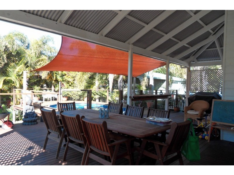 46 Crescent Avenue, Hope Island QLD 4212