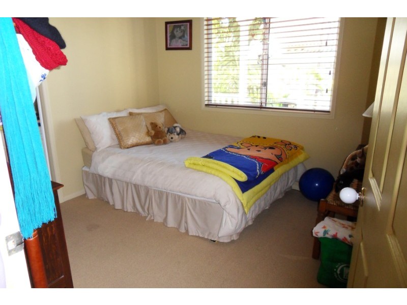 46 Crescent Avenue, Hope Island QLD 4212