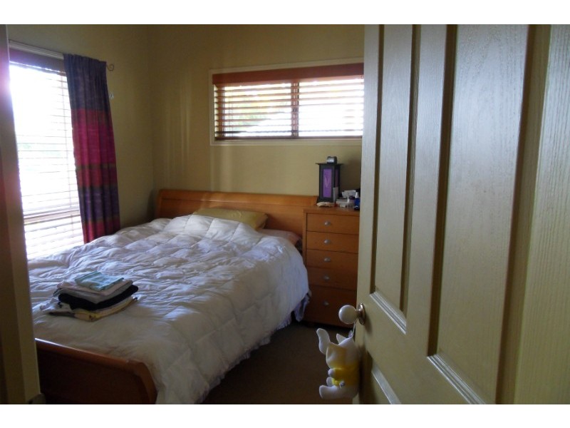 46 Crescent Avenue, Hope Island QLD 4212