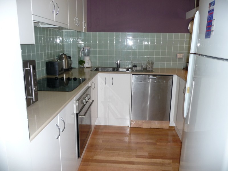 5/2 Adori Street, Chevron Island QLD 4217