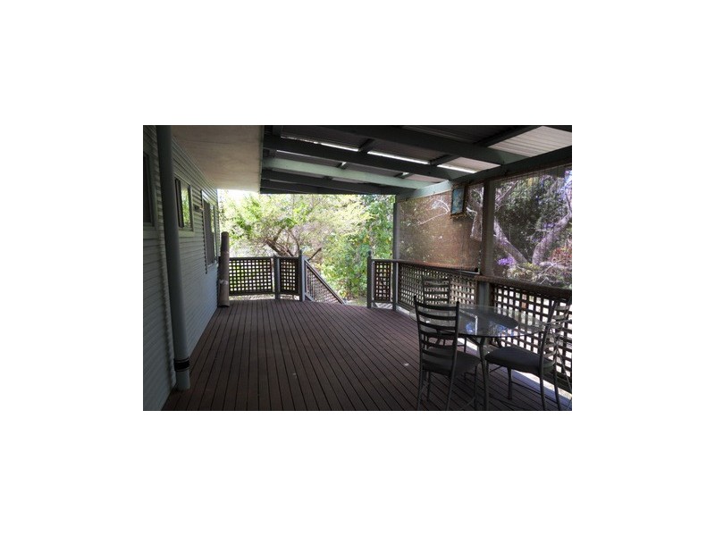 7 The Glen, Southport QLD 4215