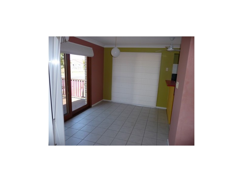 1/70 Brown Street, Labrador QLD 4215