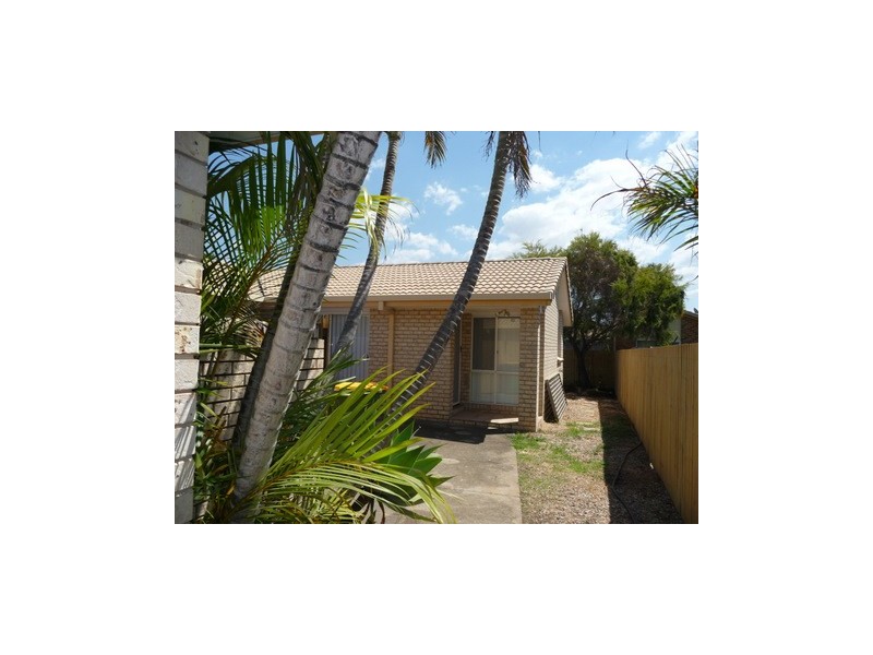 70 Brown Street, Labrador QLD 4215