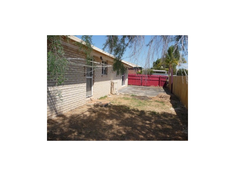 70 Brown Street, Labrador QLD 4215