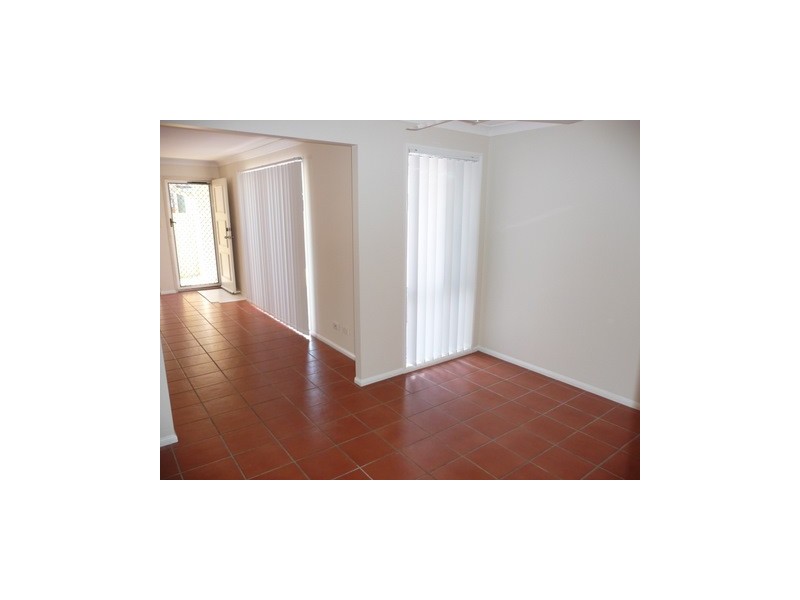 70 Brown Street, Labrador QLD 4215