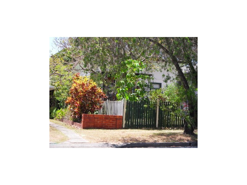 27 Egerton Street, Southport QLD 4215