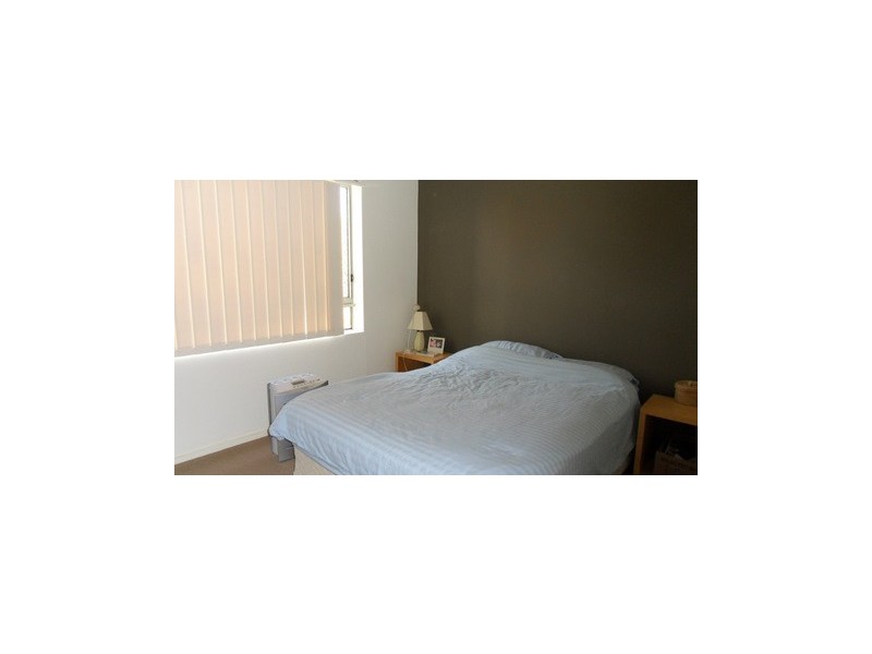 38/13 Bright Avenue ‘Pebbles’, Labrador QLD 4215