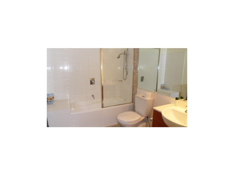 38/13 Bright Avenue ‘Pebbles’, Labrador QLD 4215