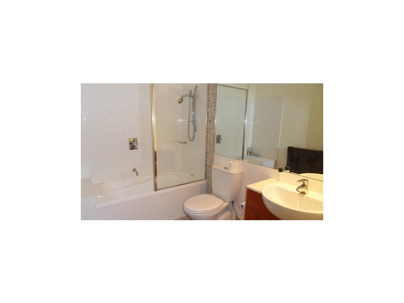 38/13 Bright Avenue ‘Pebbles’, Labrador QLD 4215