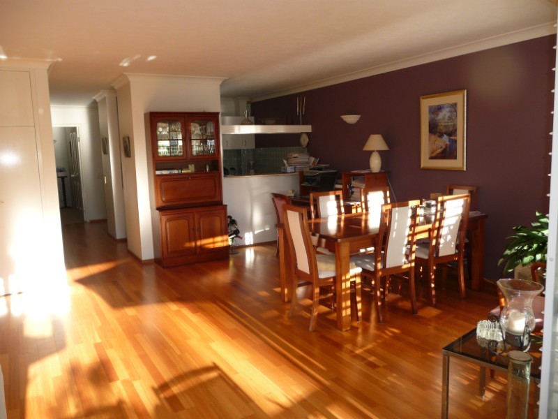 Chevron Island QLD 4217