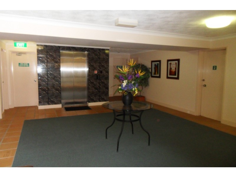 53/30 Marine. Parade, Southport QLD 4215