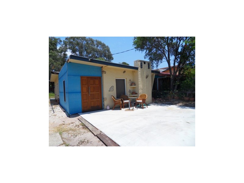 14 Bright Avenue, Labrador QLD 4215