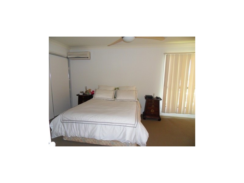 2/5 Virginia Grove, Southport QLD 4215