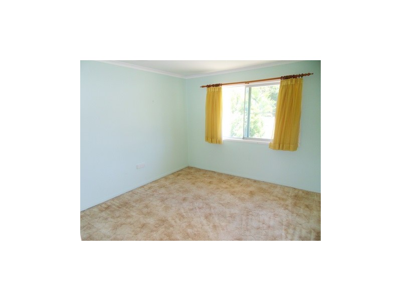 6 Joden Place, Southport QLD 4215