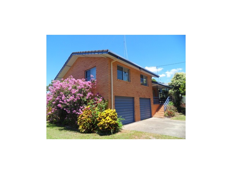 6 Joden Place, Southport QLD 4215