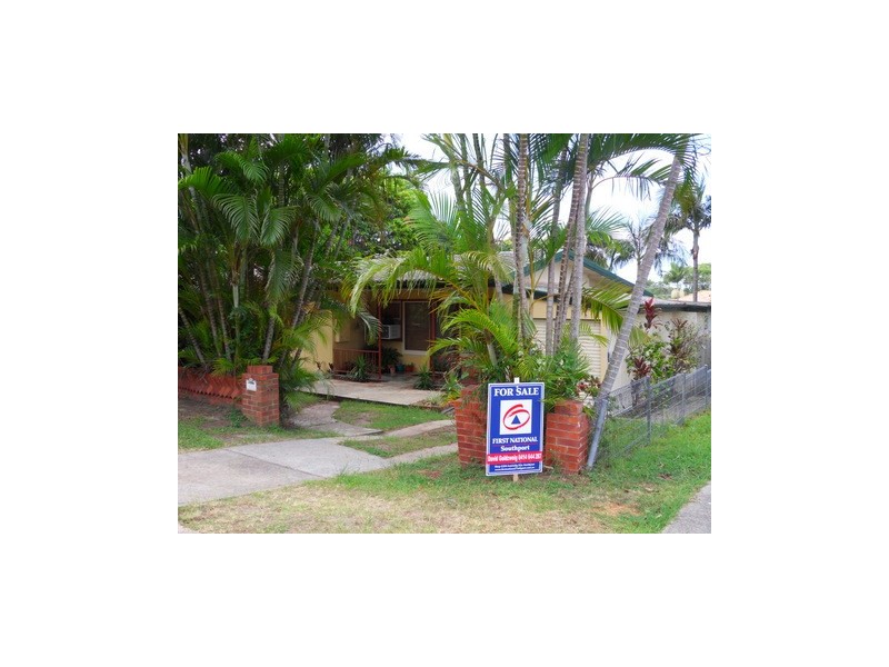 85 Pohlman Street, Southport QLD 4215