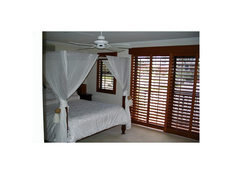 2/2 Peninsular Drive,, Surfers Paradise QLD 4217