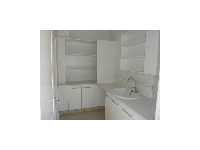 2/22 Billington Street, Labrador QLD 4215