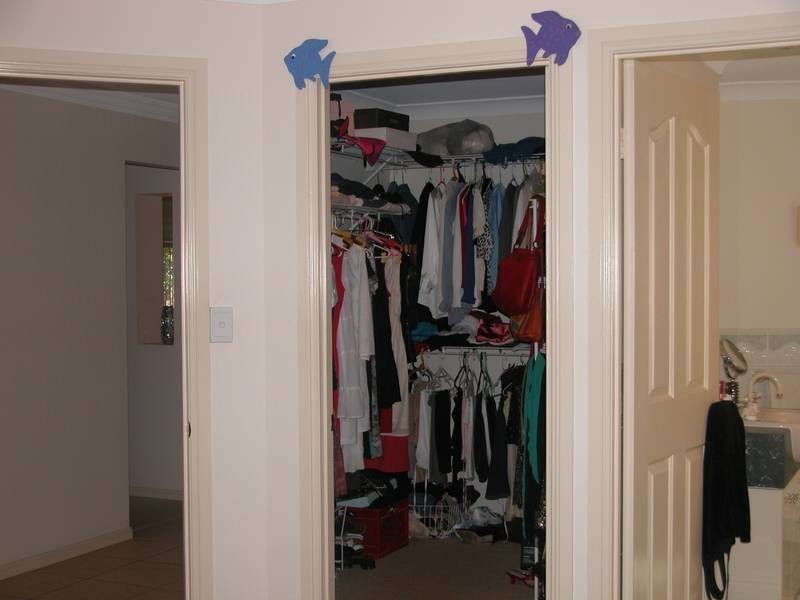 54 Crestwood Drive, Molendinar QLD 4214