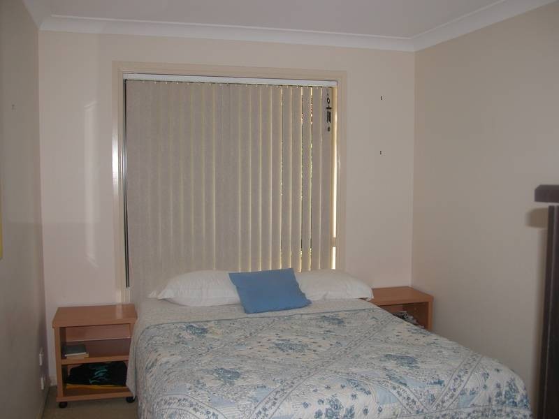 54 Crestwood Drive, Molendinar QLD 4214