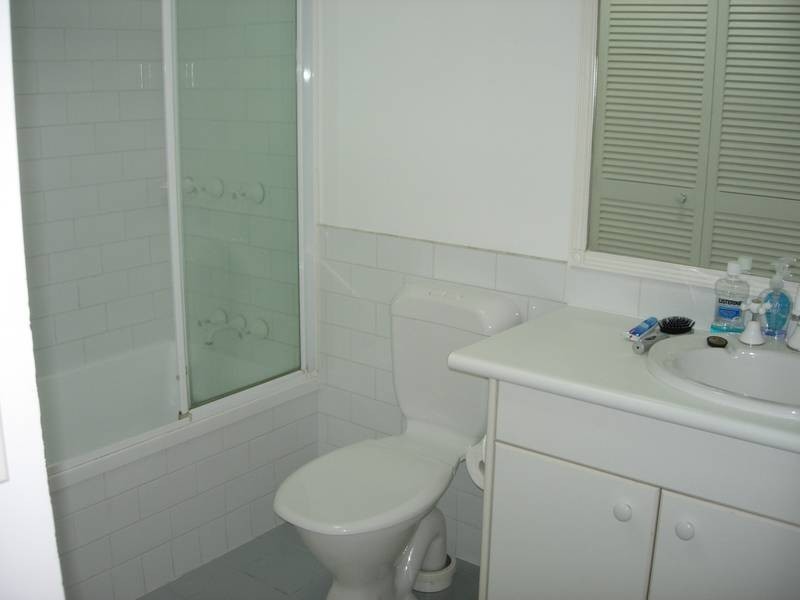 15C/522 Blue Lagoon, Marine Parade, Biggera Waters QLD 4216