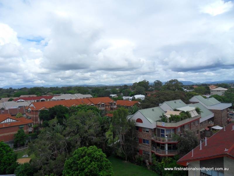 814/3 ‘Breezes’ Como Crescent, Southport QLD 4215