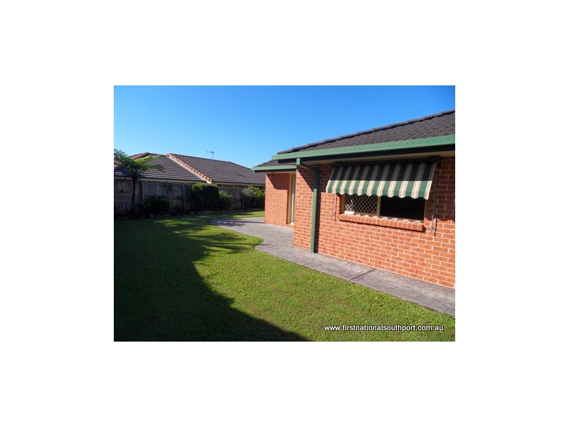 15 Cherry Hill Crescent, Parkwood QLD 4214