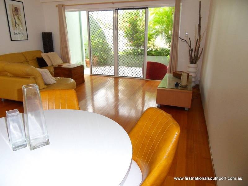 11 Aloha Lane, Breaker Street, Main Beach QLD 4217