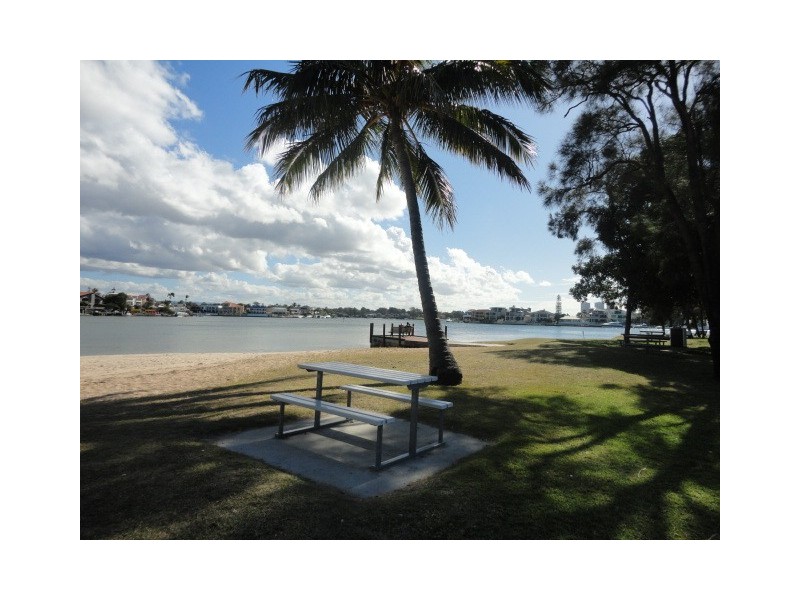 277/35 Palm Avenue, Surfers Paradise QLD 4217