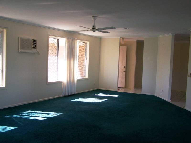 22 Zoeller Drive, Parkwood QLD 4214