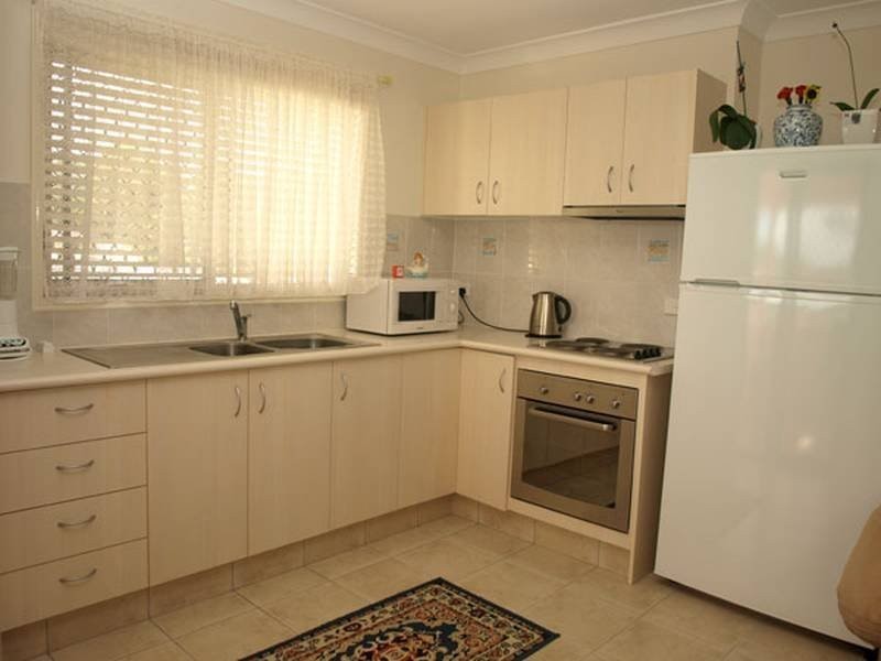 8 Silkwood Way, Molendinar QLD 4214