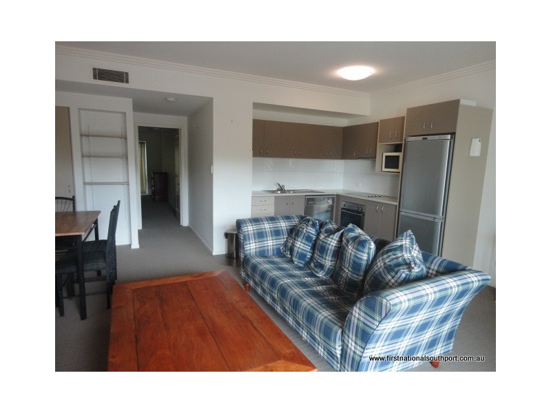 3/18 Rose Street, Southport QLD 4215