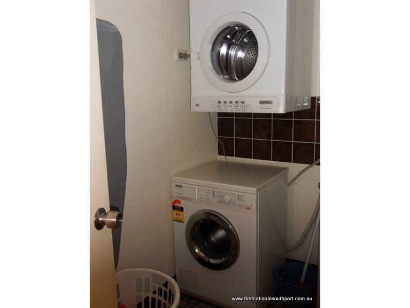 10B/10 Marine Parade,, Southport QLD 4215