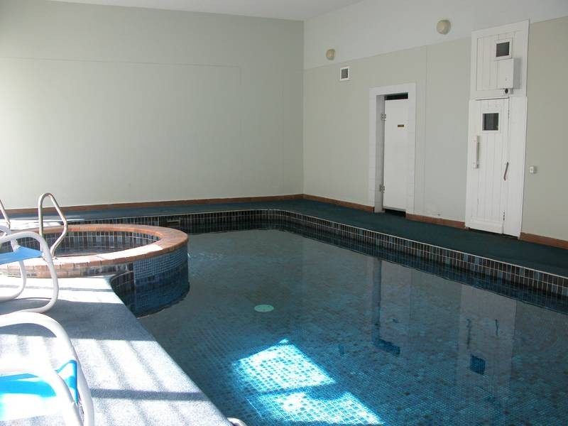 10B/10 Marine Parade,, Southport QLD 4215