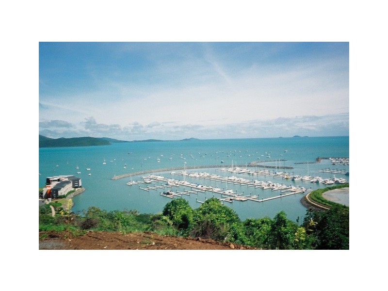 280 Shute Harbour Road, Airlie Beach QLD 4802